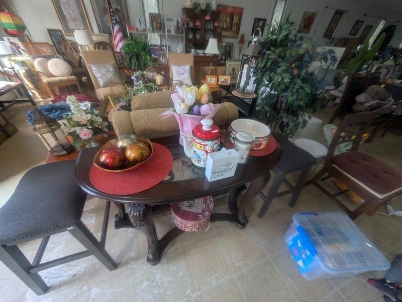 Inside Gin Gin's store